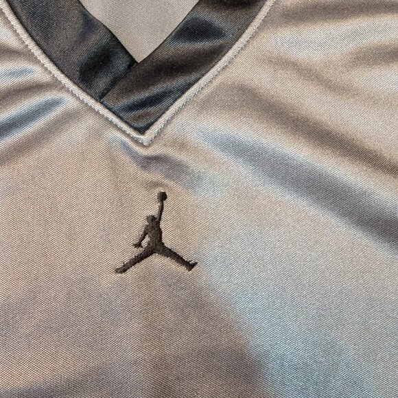 2005 Vintage Air Jordan 20th Anniversary Mens Basketball Jersey Size Large Gray - Picture 3 of 9